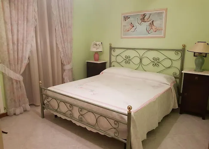 Casa Sandra בית נופש *